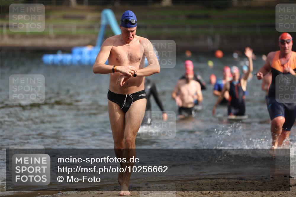 13.09.2026 - Stadtparktriathlon Mo-Foto http://msf.ph/oto/10256662 13.09.2026 10:52:06 Schwimmen 590, 597, 605, 678, 1797 meine-sportfotos.de