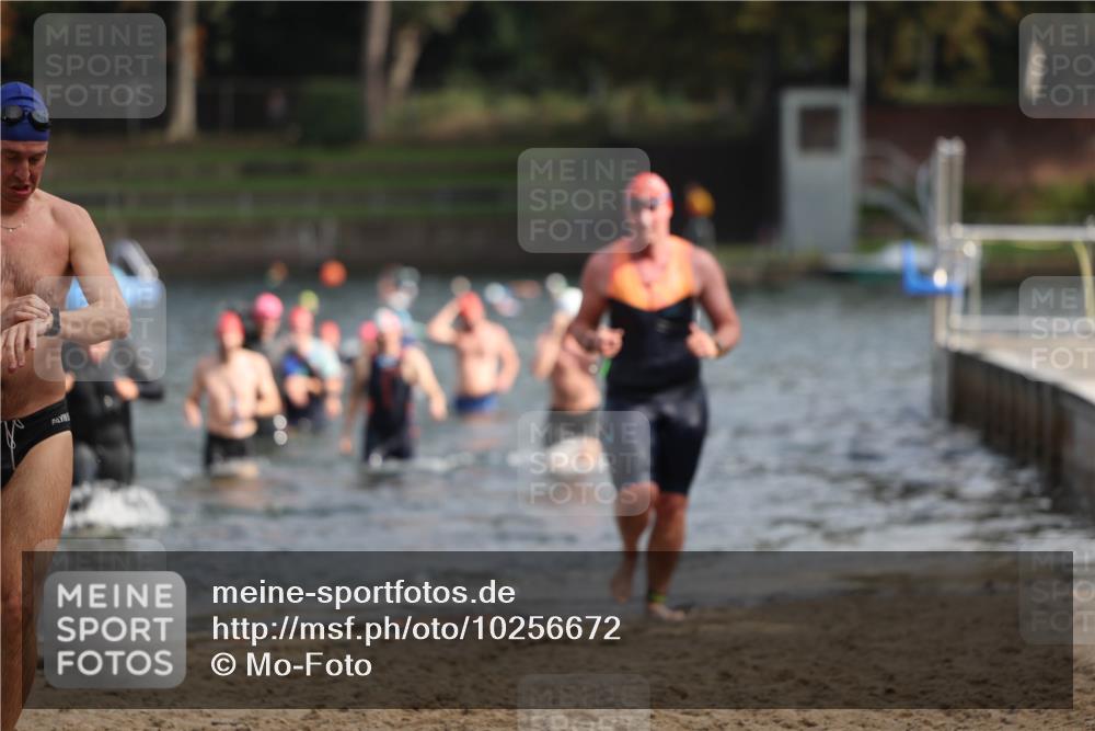 13.09.2026 - Stadtparktriathlon Mo-Foto http://msf.ph/oto/10256672 13.09.2026 10:52:07 Schwimmen 590, 597, 605, 678, 1797 meine-sportfotos.de