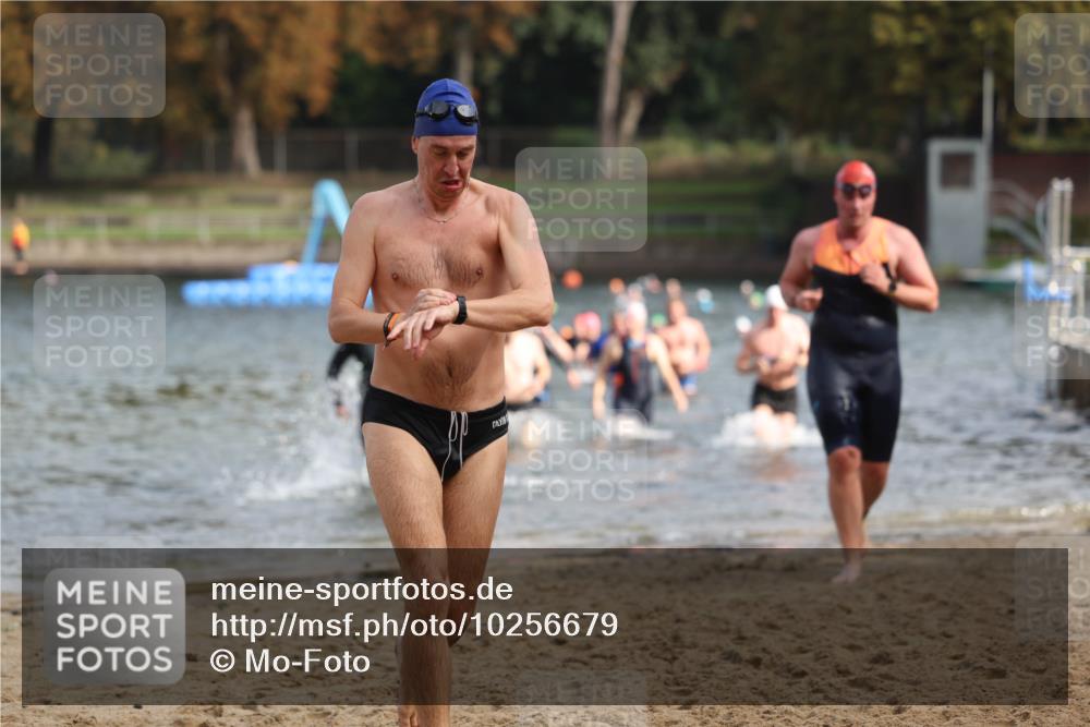 13.09.2026 - Stadtparktriathlon Mo-Foto http://msf.ph/oto/10256679 13.09.2026 10:52:08 Schwimmen 590, 597, 605, 678, 1797 meine-sportfotos.de