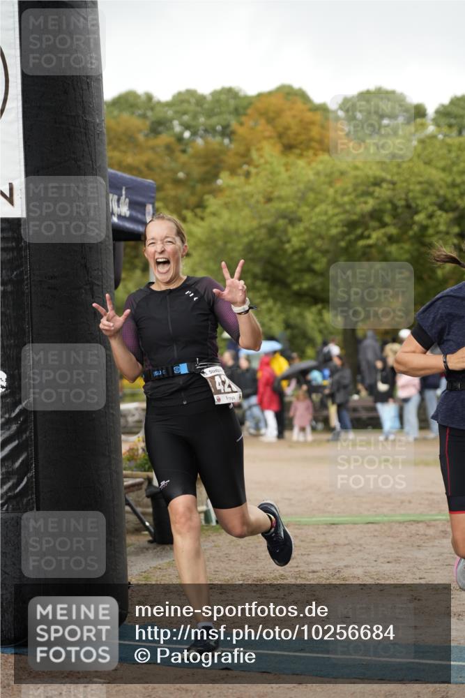 13.09.2026 - Stadtparktriathlon Patografie http://msf.ph/oto/10256684 13.09.2026 11:46:44 Ziel 357, 363, 428 meine-sportfotos.de