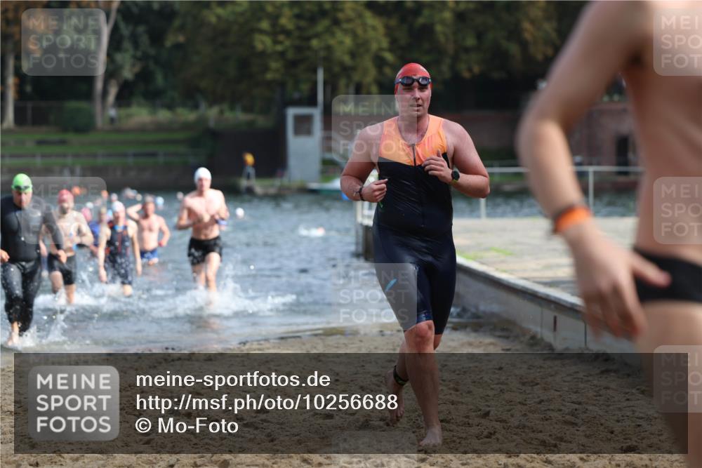 13.09.2026 - Stadtparktriathlon Mo-Foto http://msf.ph/oto/10256688 13.09.2026 10:52:11 Schwimmen 590, 597, 599, 605, 668, 676, 678, 1797 meine-sportfotos.de