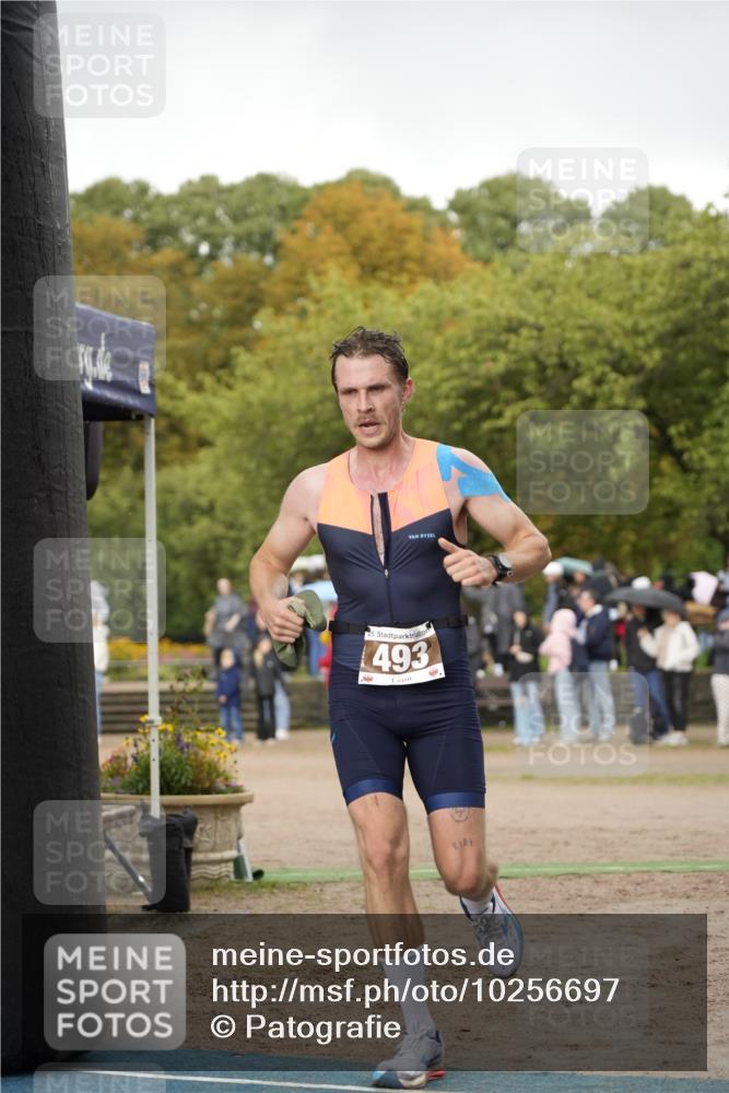 13.09.2026 - Stadtparktriathlon Patografie http://msf.ph/oto/10256697 13.09.2026 11:46:55 Ziel 493 meine-sportfotos.de