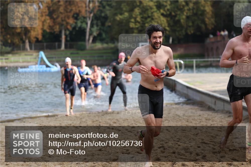 13.09.2026 - Stadtparktriathlon Mo-Foto http://msf.ph/oto/10256736 13.09.2026 10:52:18 Schwimmen 590, 597, 599, 668, 674, 676, 678, 684 meine-sportfotos.de
