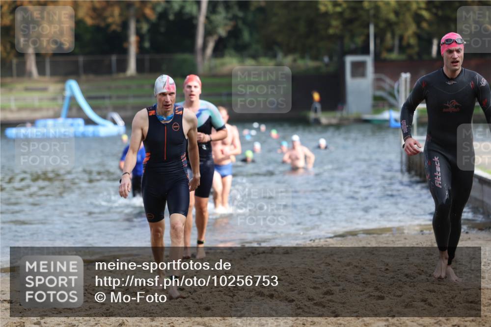 13.09.2026 - Stadtparktriathlon Mo-Foto http://msf.ph/oto/10256753 13.09.2026 10:52:20 Schwimmen 590, 597, 599, 649, 668, 674, 676, 678, 684 meine-sportfotos.de