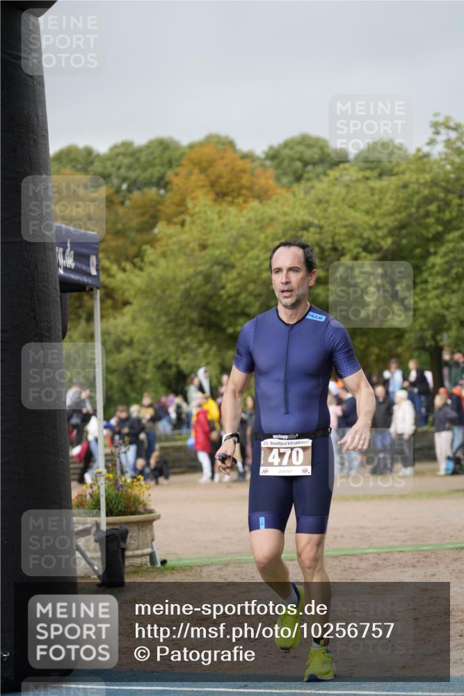 13.09.2026 - Stadtparktriathlon Patografie http://msf.ph/oto/10256757 13.09.2026 11:48:53 Ziel 470, 671 meine-sportfotos.de