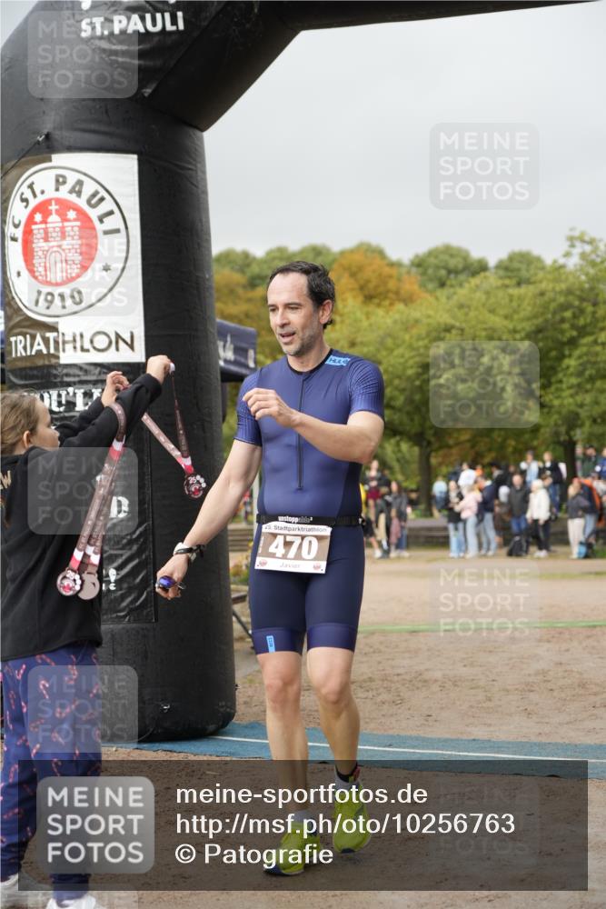 13.09.2026 - Stadtparktriathlon Patografie http://msf.ph/oto/10256763 13.09.2026 11:48:54 Ziel 470 meine-sportfotos.de