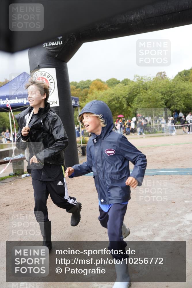 13.09.2026 - Stadtparktriathlon Patografie http://msf.ph/oto/10256772 13.09.2026 11:51:07 Ziel 466, 508, 555 meine-sportfotos.de