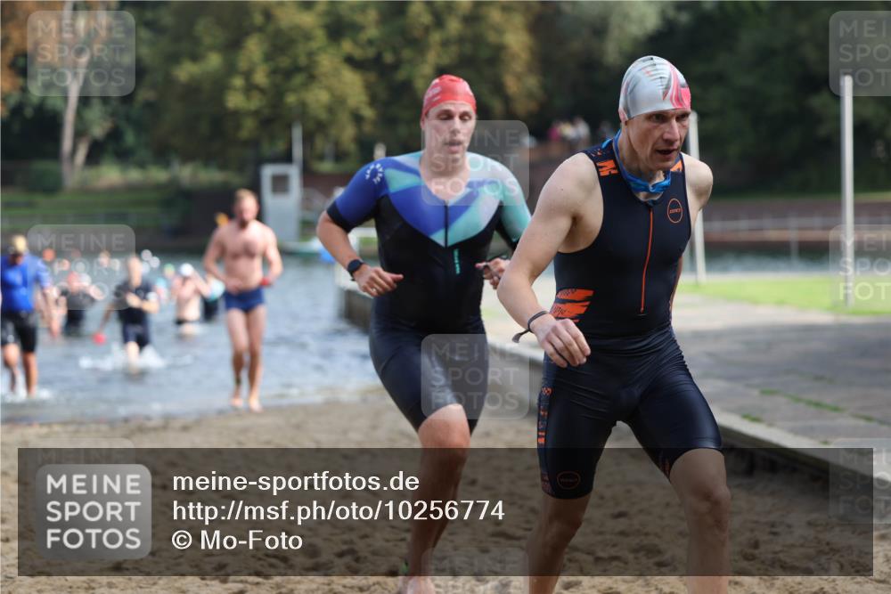 13.09.2026 - Stadtparktriathlon Mo-Foto http://msf.ph/oto/10256774 13.09.2026 10:52:25 Schwimmen 599, 649, 662, 668, 674, 676, 677, 684 meine-sportfotos.de
