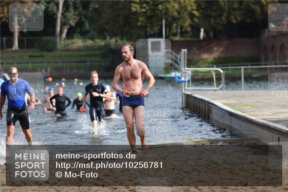 13.09.2026 - Stadtparktriathlon Mo-Foto http://msf.ph/oto/10256781 13.09.2026 10:52:26 Schwimmen 599, 649, 662, 668, 674, 676, 677, 684 meine-sportfotos.de