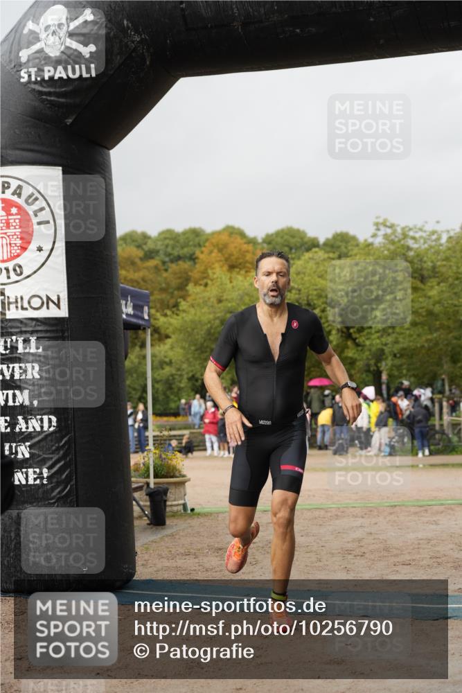 13.09.2026 - Stadtparktriathlon Patografie http://msf.ph/oto/10256790 13.09.2026 11:51:26 Ziel 640 meine-sportfotos.de