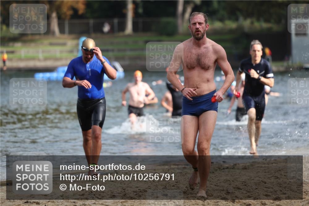 13.09.2026 - Stadtparktriathlon Mo-Foto http://msf.ph/oto/10256791 13.09.2026 10:52:28 Schwimmen 649, 662, 668, 674, 676, 677, 684, 707 meine-sportfotos.de
