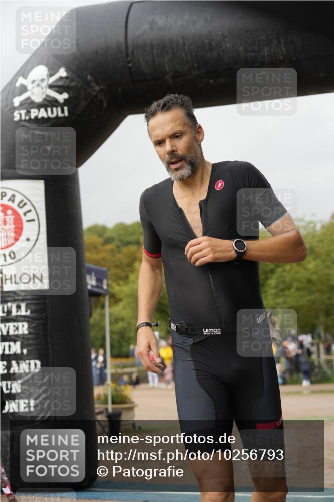 13.09.2026 - Stadtparktriathlon Patografie http://msf.ph/oto/10256793 13.09.2026 11:51:27 Ziel 640 meine-sportfotos.de