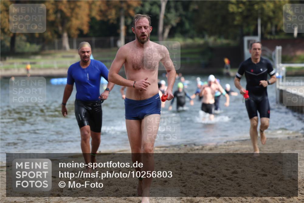 13.09.2026 - Stadtparktriathlon Mo-Foto http://msf.ph/oto/10256803 13.09.2026 10:52:30 Schwimmen 649, 662, 674, 677, 684, 687, 707 meine-sportfotos.de