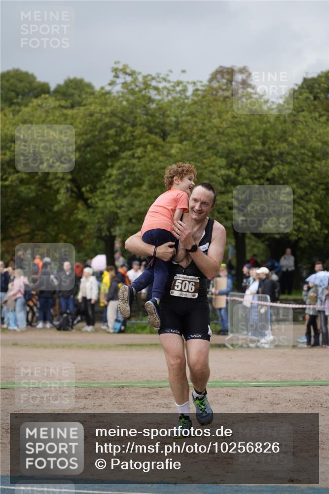 13.09.2026 - Stadtparktriathlon Patografie http://msf.ph/oto/10256826 13.09.2026 11:51:57 Ziel 481, 482, 494, 506, 556 meine-sportfotos.de