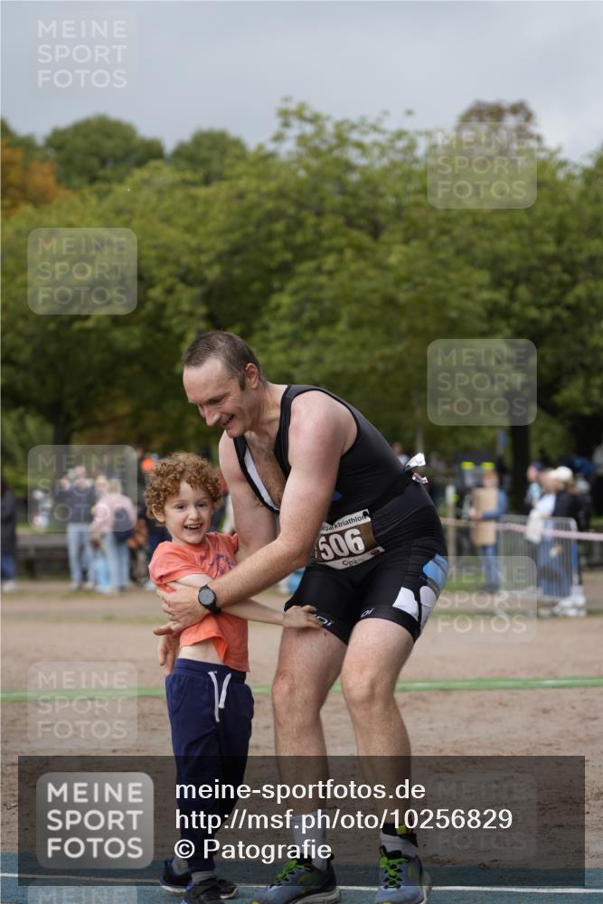 13.09.2026 - Stadtparktriathlon Patografie http://msf.ph/oto/10256829 13.09.2026 11:51:59 Ziel 481, 482, 506, 556 meine-sportfotos.de