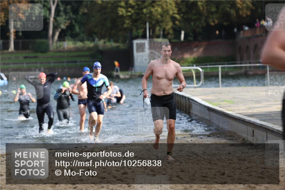 13.09.2026 - Stadtparktriathlon Mo-Foto http://msf.ph/oto/10256838 13.09.2026 10:52:36 Schwimmen 601, 626, 647, 649, 662, 674, 677, 687, 707 meine-sportfotos.de