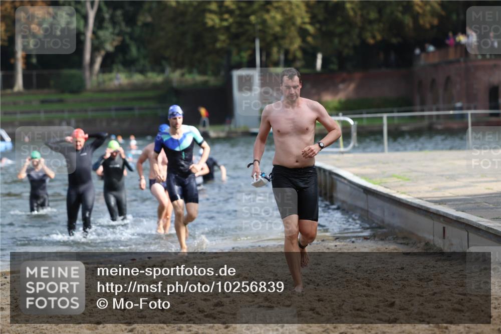 13.09.2026 - Stadtparktriathlon Mo-Foto http://msf.ph/oto/10256839 13.09.2026 10:52:36 Schwimmen 601, 626, 647, 649, 662, 674, 677, 687, 707 meine-sportfotos.de