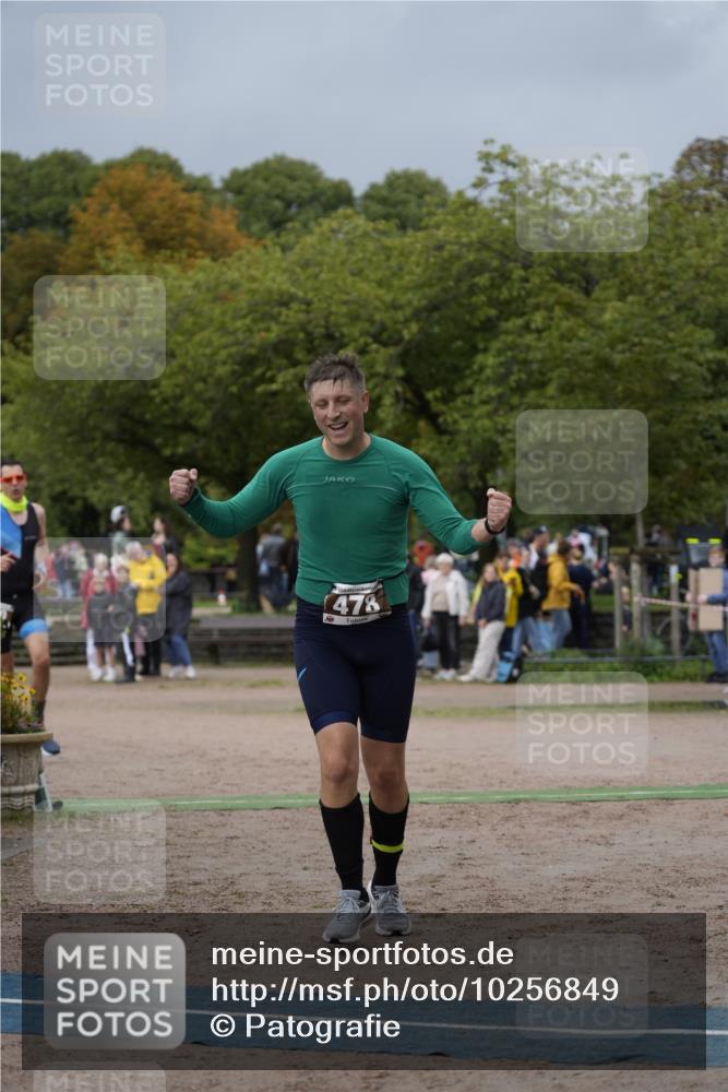 13.09.2026 - Stadtparktriathlon Patografie http://msf.ph/oto/10256849 13.09.2026 11:52:23 Ziel 478, 530 meine-sportfotos.de