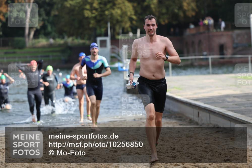13.09.2026 - Stadtparktriathlon Mo-Foto http://msf.ph/oto/10256850 13.09.2026 10:52:38 Schwimmen 601, 626, 647, 662, 665, 677, 687, 699, 707 meine-sportfotos.de
