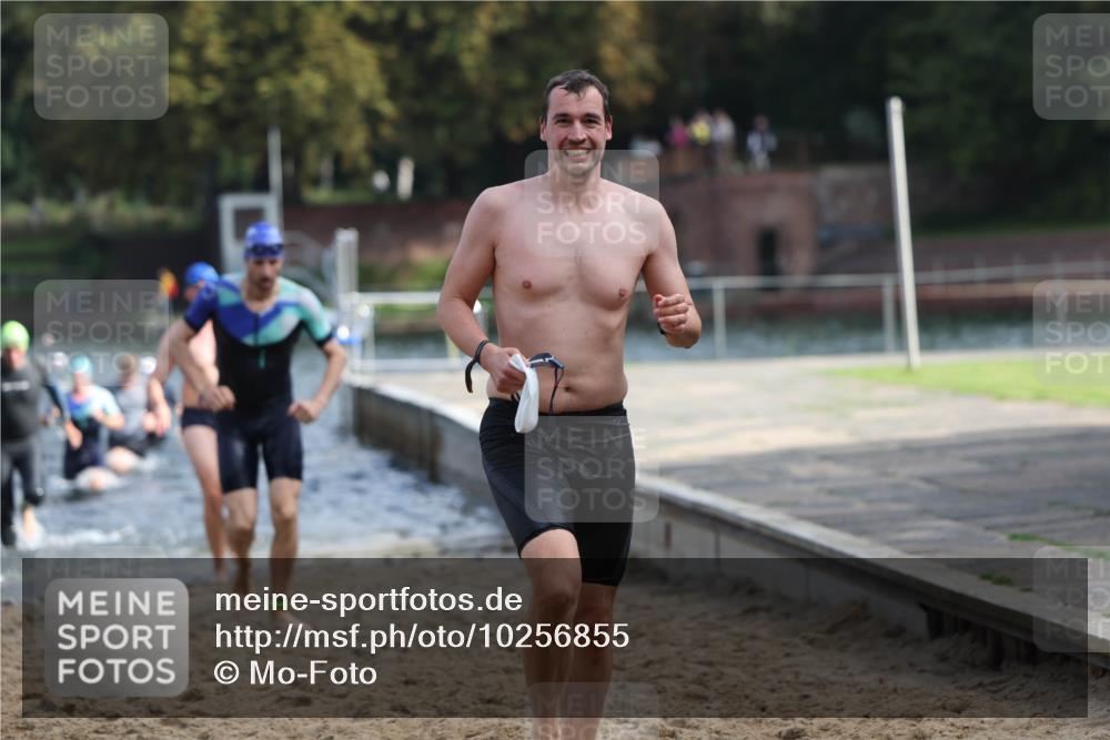 13.09.2026 - Stadtparktriathlon Mo-Foto http://msf.ph/oto/10256855 13.09.2026 10:52:38 Schwimmen 601, 626, 647, 662, 665, 677, 687, 699, 707 meine-sportfotos.de