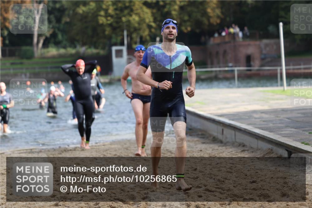 13.09.2026 - Stadtparktriathlon Mo-Foto http://msf.ph/oto/10256865 13.09.2026 10:52:41 Schwimmen 601, 626, 647, 662, 665, 687, 699, 707, 1798 meine-sportfotos.de