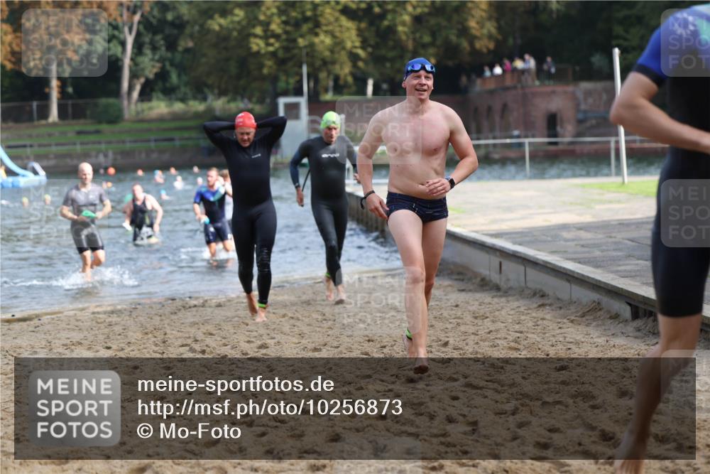 13.09.2026 - Stadtparktriathlon Mo-Foto http://msf.ph/oto/10256873 13.09.2026 10:52:42 Schwimmen 601, 626, 647, 662, 665, 687, 699, 707, 1798 meine-sportfotos.de