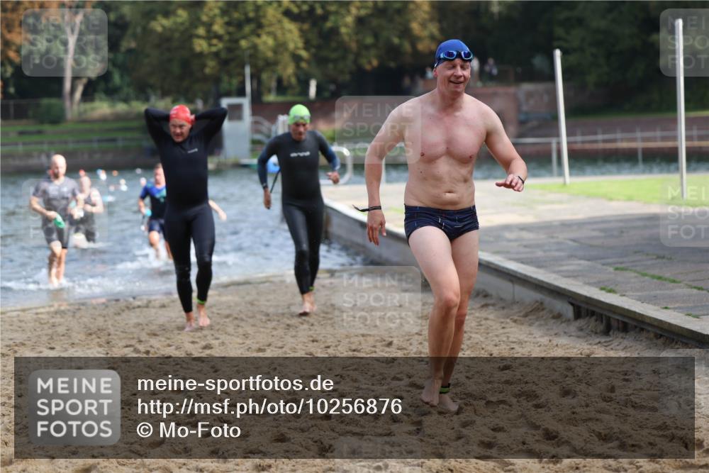 13.09.2026 - Stadtparktriathlon Mo-Foto http://msf.ph/oto/10256876 13.09.2026 10:52:43 Schwimmen 601, 606, 626, 647, 662, 665, 687, 699, 707, 1798 meine-sportfotos.de