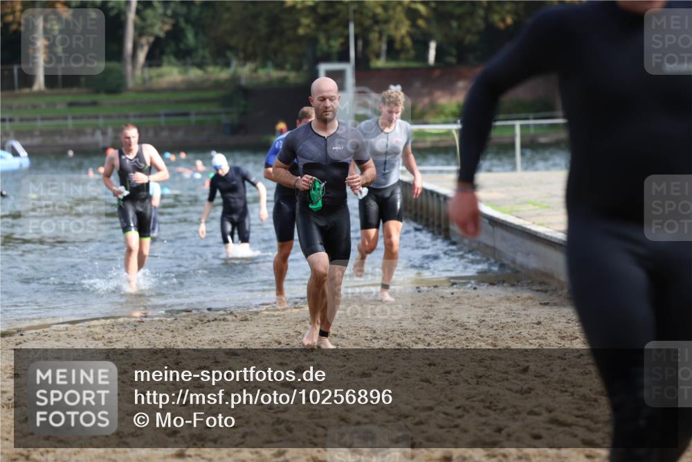 13.09.2026 - Stadtparktriathlon Mo-Foto http://msf.ph/oto/10256896 13.09.2026 10:52:48 Schwimmen 601, 606, 614, 626, 647, 665, 699, 1798 meine-sportfotos.de