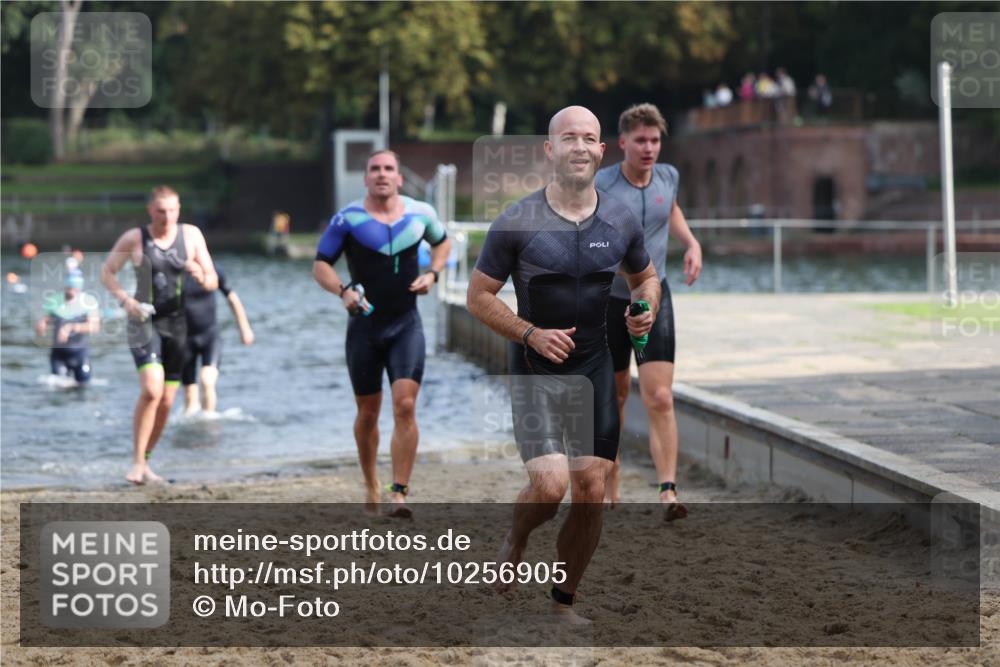 13.09.2026 - Stadtparktriathlon Mo-Foto http://msf.ph/oto/10256905 13.09.2026 10:52:49 Schwimmen 601, 606, 614, 626, 647, 665, 699, 1798 meine-sportfotos.de