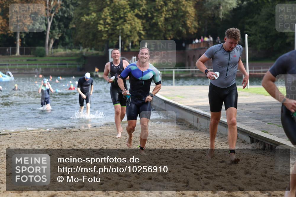 13.09.2026 - Stadtparktriathlon Mo-Foto http://msf.ph/oto/10256910 13.09.2026 10:52:51 Schwimmen 606, 614, 626, 665, 699, 1798 meine-sportfotos.de