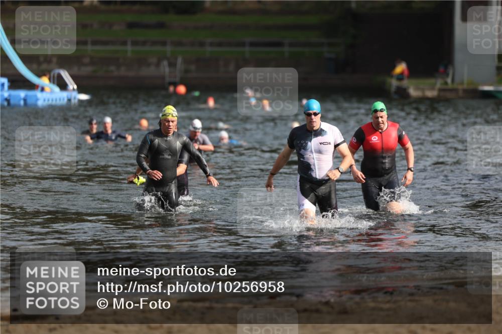 13.09.2026 - Stadtparktriathlon Mo-Foto http://msf.ph/oto/10256958 13.09.2026 10:53:08 Schwimmen 602, 630, 641, 655 meine-sportfotos.de