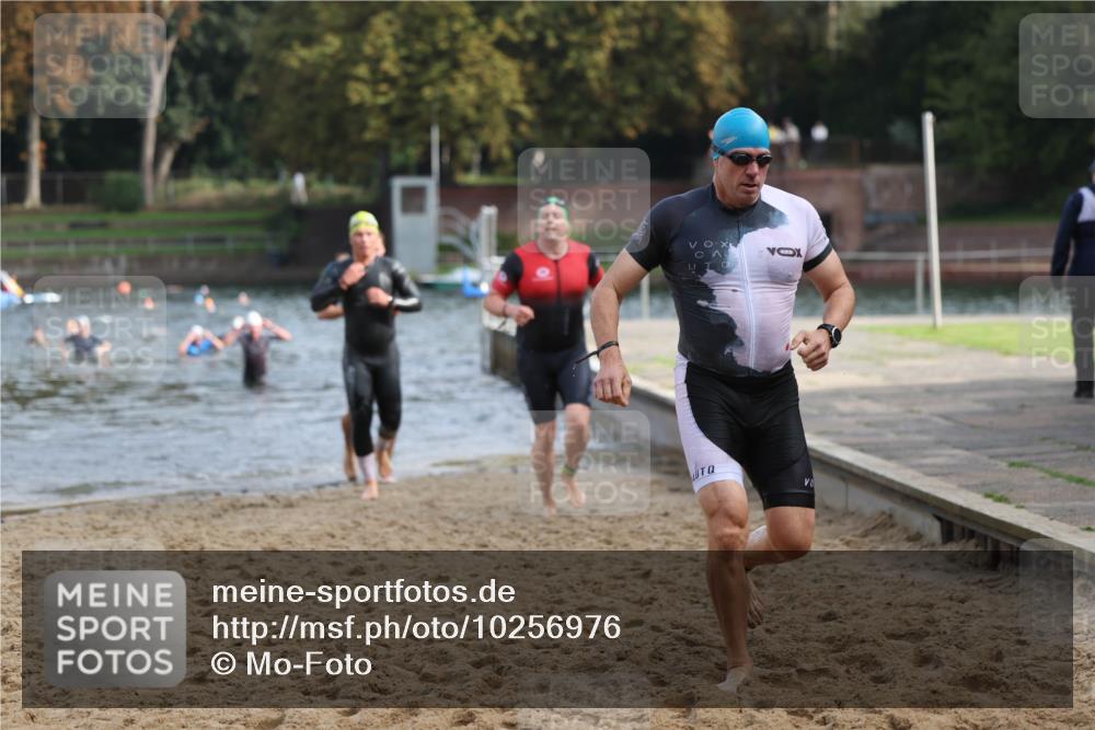 13.09.2026 - Stadtparktriathlon Mo-Foto http://msf.ph/oto/10256976 13.09.2026 10:53:16 Schwimmen 602, 630, 641, 655 meine-sportfotos.de