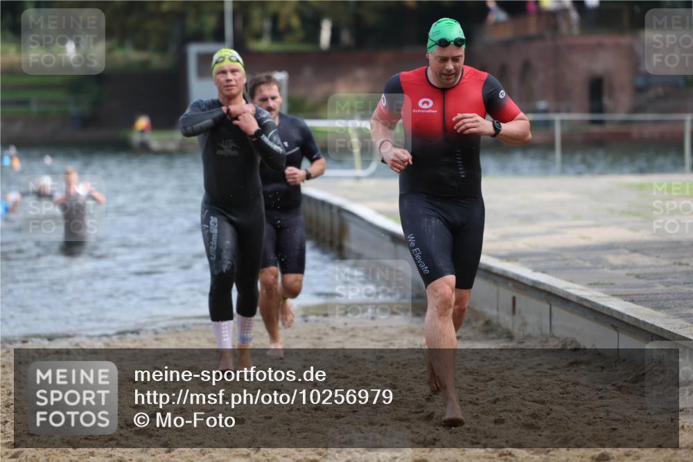 13.09.2026 - Stadtparktriathlon Mo-Foto http://msf.ph/oto/10256979 13.09.2026 10:53:17 Schwimmen 602, 630, 641, 655 meine-sportfotos.de