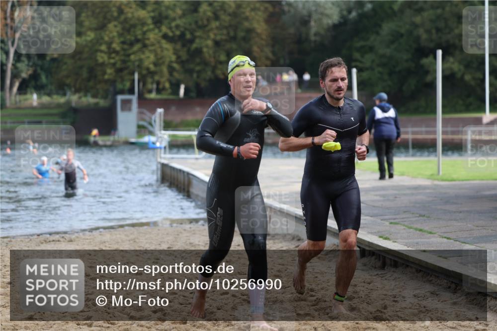 13.09.2026 - Stadtparktriathlon Mo-Foto http://msf.ph/oto/10256990 13.09.2026 10:53:20 Schwimmen 602, 630, 641, 655 meine-sportfotos.de