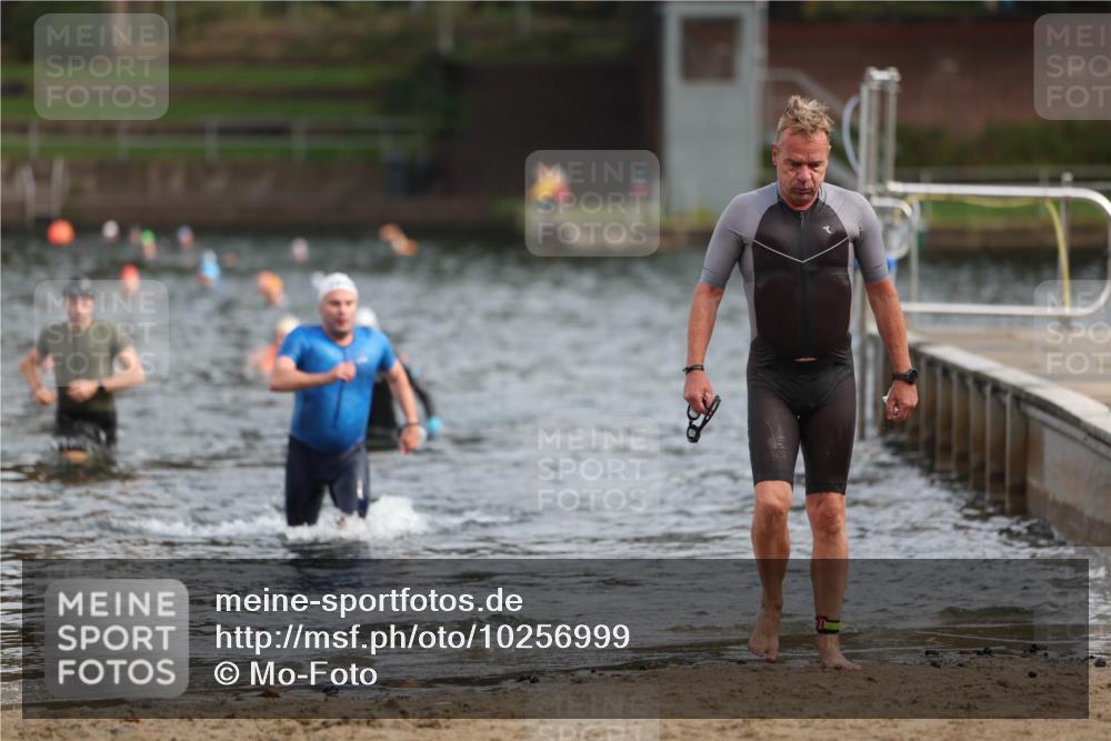 13.09.2026 - Stadtparktriathlon Mo-Foto http://msf.ph/oto/10256999 13.09.2026 10:53:31 Schwimmen 593, 616, 625, 698 meine-sportfotos.de