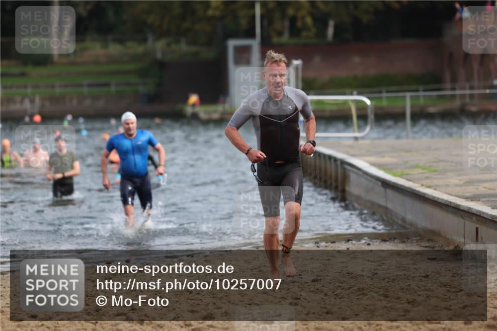 13.09.2026 - Stadtparktriathlon Mo-Foto http://msf.ph/oto/10257007 13.09.2026 10:53:33 Schwimmen 593, 616, 625, 698 meine-sportfotos.de
