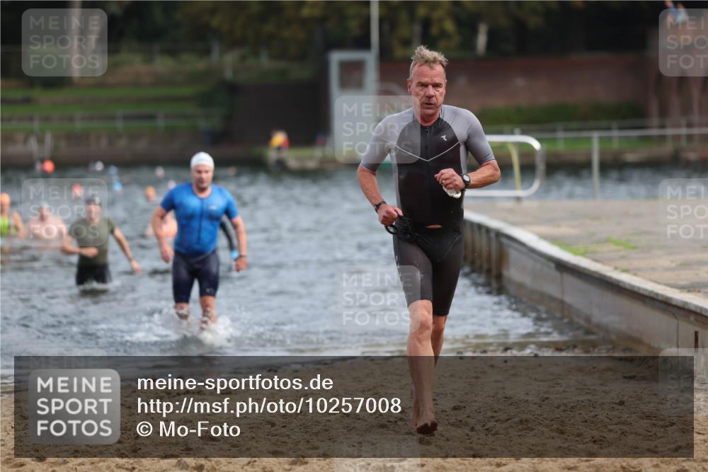 13.09.2026 - Stadtparktriathlon Mo-Foto http://msf.ph/oto/10257008 13.09.2026 10:53:33 Schwimmen 593, 616, 625, 698 meine-sportfotos.de