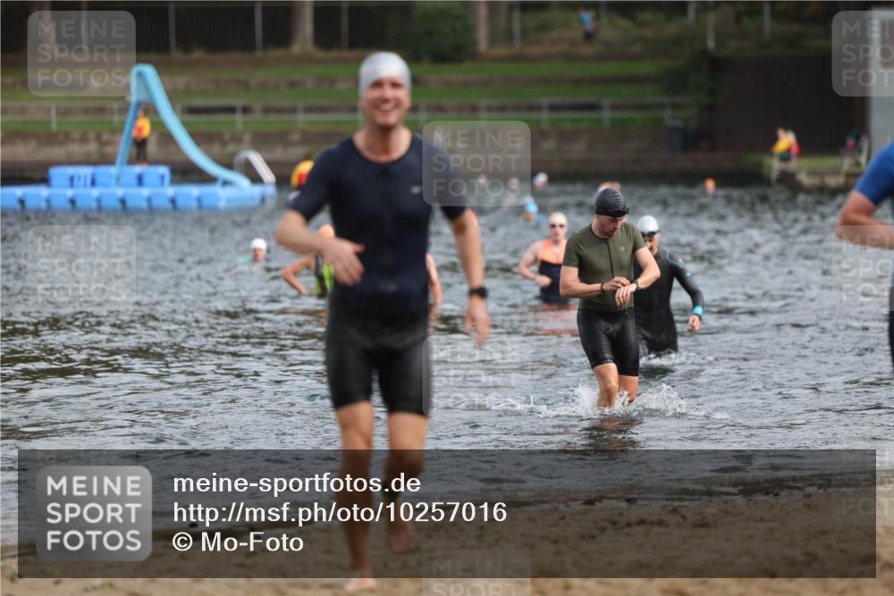 13.09.2026 - Stadtparktriathlon Mo-Foto http://msf.ph/oto/10257016 13.09.2026 10:53:37 Schwimmen 593, 616, 625, 698, 706 meine-sportfotos.de