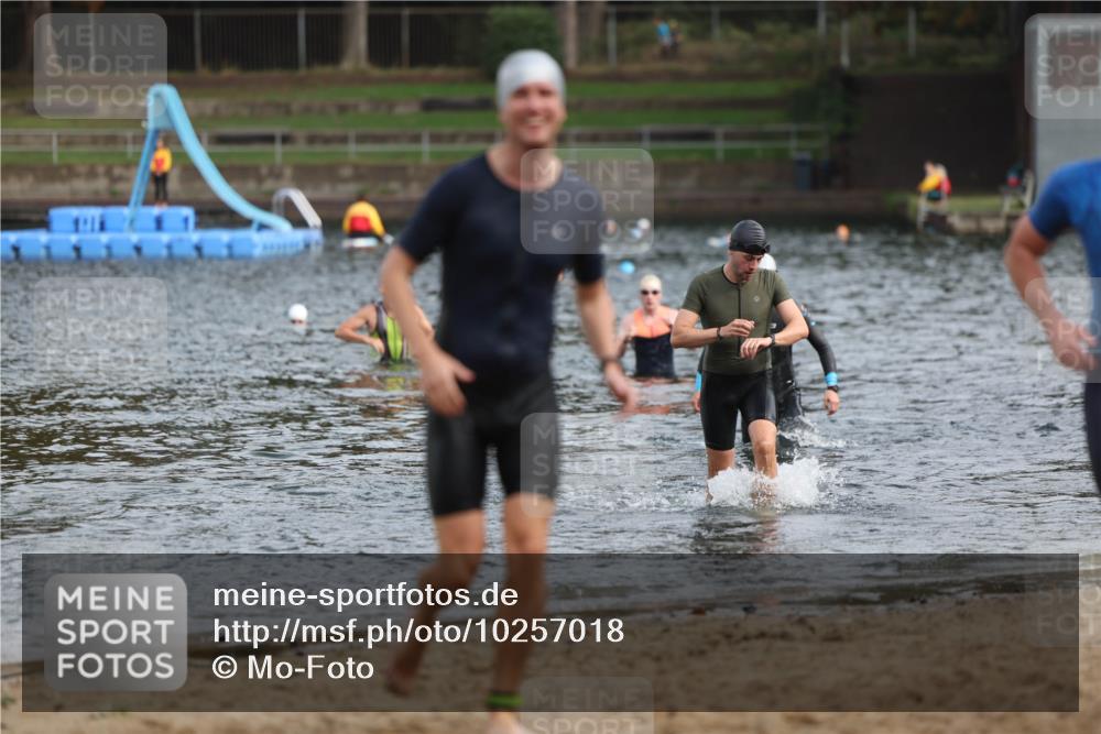 13.09.2026 - Stadtparktriathlon Mo-Foto http://msf.ph/oto/10257018 13.09.2026 10:53:37 Schwimmen 593, 616, 625, 698, 706 meine-sportfotos.de