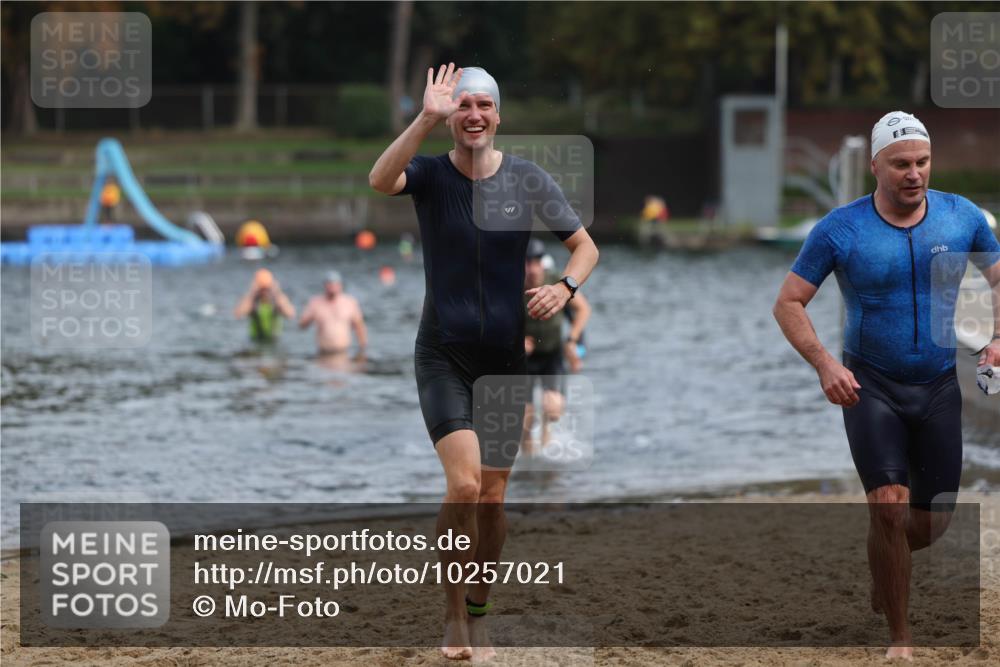 13.09.2026 - Stadtparktriathlon Mo-Foto http://msf.ph/oto/10257021 13.09.2026 10:53:38 Schwimmen 593, 616, 625, 698, 706 meine-sportfotos.de