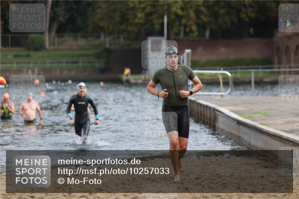 13.09.2026 - Stadtparktriathlon Mo-Foto http://msf.ph/oto/10257033 13.09.2026 10:53:42 Schwimmen 593, 616, 625, 706 meine-sportfotos.de