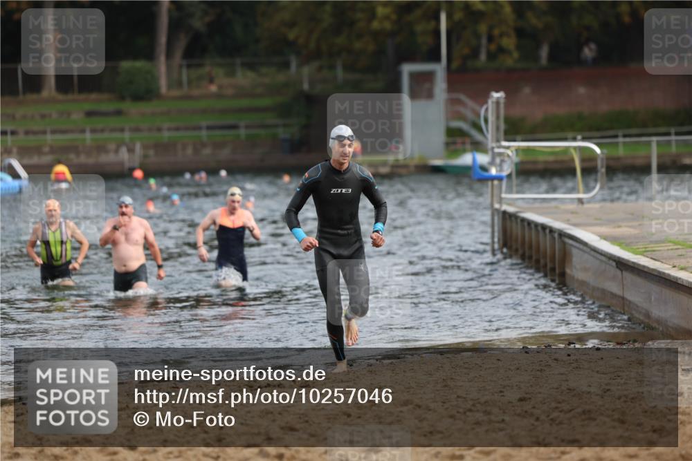 13.09.2026 - Stadtparktriathlon Mo-Foto http://msf.ph/oto/10257046 13.09.2026 10:53:46 Schwimmen 591, 593, 594, 700, 706 meine-sportfotos.de