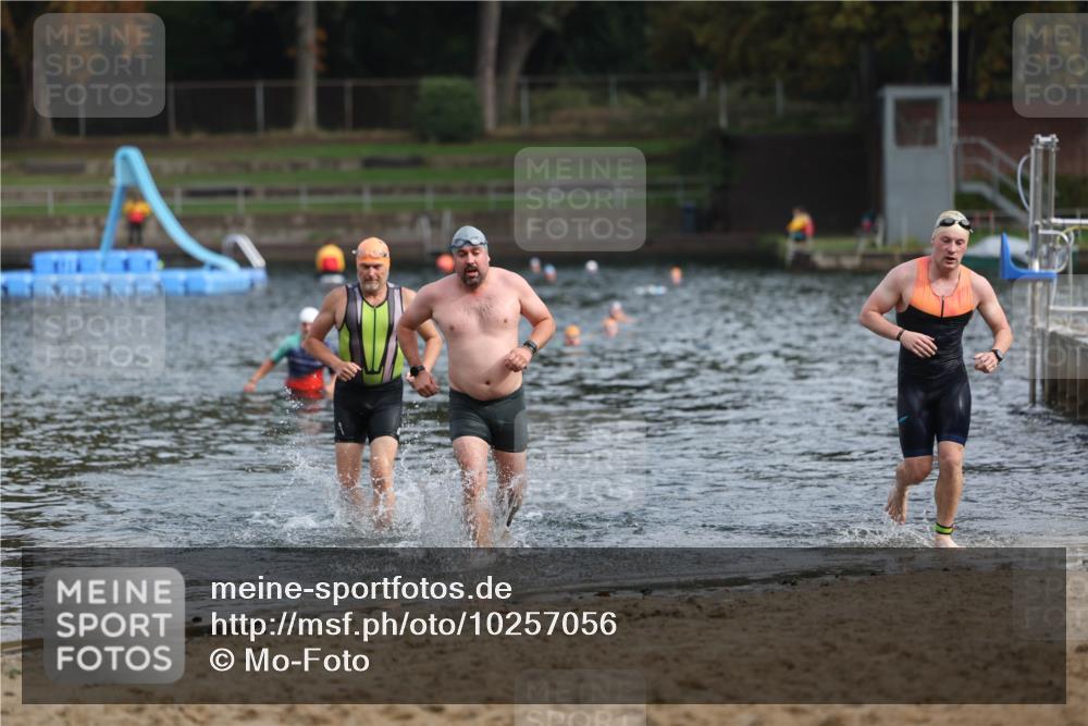 13.09.2026 - Stadtparktriathlon Mo-Foto http://msf.ph/oto/10257056 13.09.2026 10:53:52 Schwimmen 591, 594, 700, 706 meine-sportfotos.de