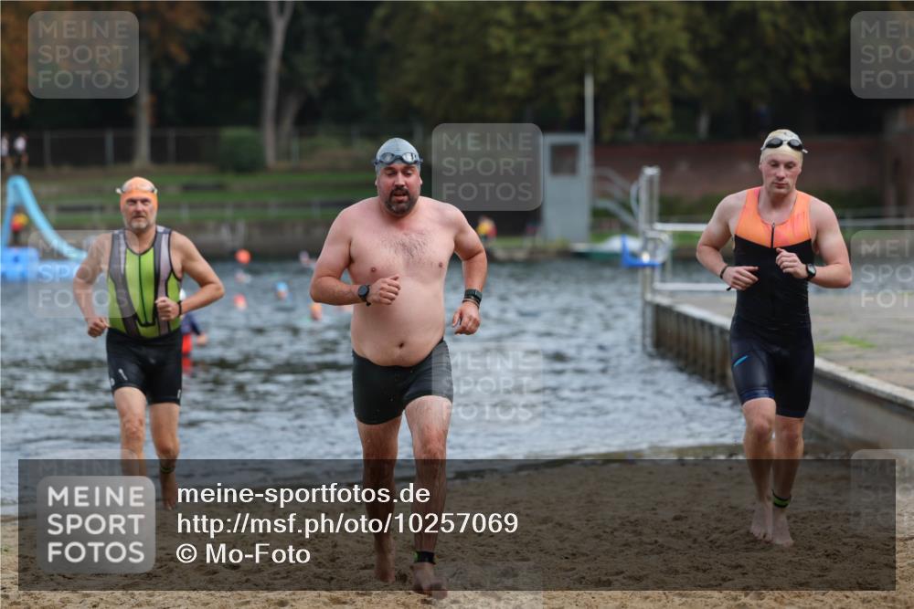 13.09.2026 - Stadtparktriathlon Mo-Foto http://msf.ph/oto/10257069 13.09.2026 10:53:56 Schwimmen 591, 594, 700 meine-sportfotos.de