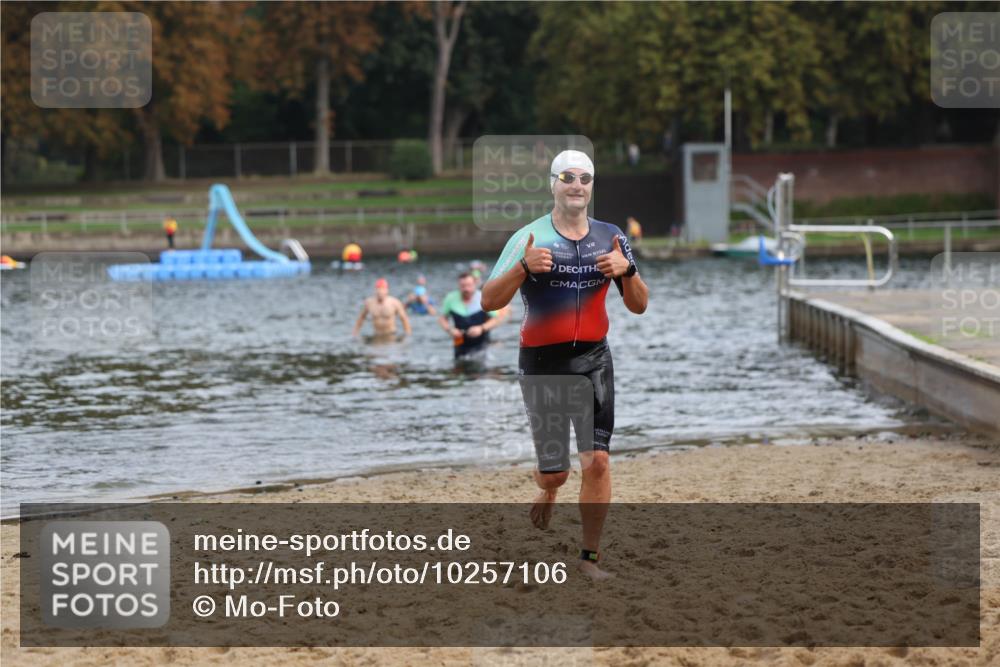 13.09.2026 - Stadtparktriathlon Mo-Foto http://msf.ph/oto/10257106 13.09.2026 10:54:13 Schwimmen 589, 592 meine-sportfotos.de