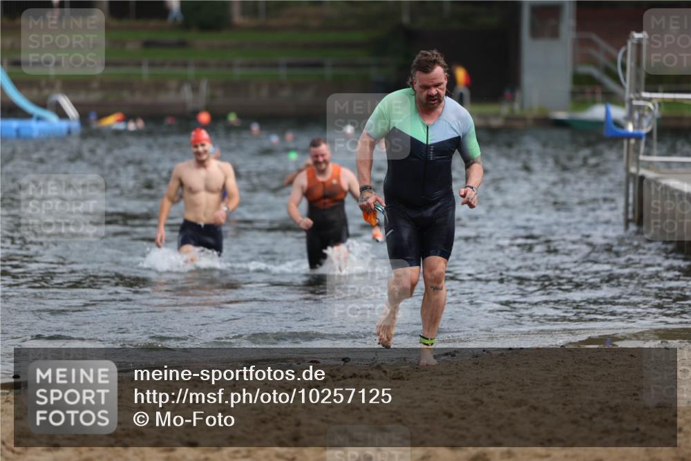 13.09.2026 - Stadtparktriathlon Mo-Foto http://msf.ph/oto/10257125 13.09.2026 10:54:23 Schwimmen 592, 663, 694 meine-sportfotos.de