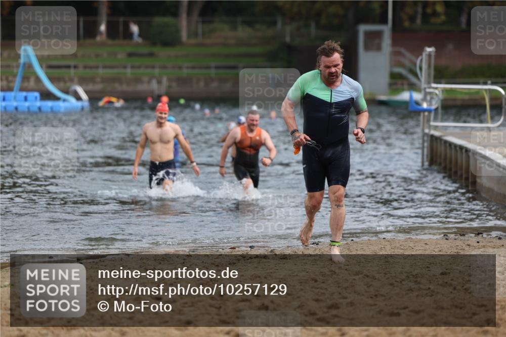 13.09.2026 - Stadtparktriathlon Mo-Foto http://msf.ph/oto/10257129 13.09.2026 10:54:24 Schwimmen 592, 663, 694 meine-sportfotos.de