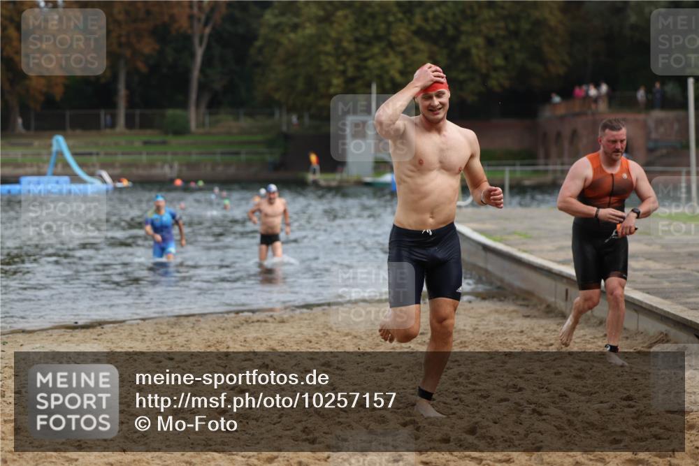 13.09.2026 - Stadtparktriathlon Mo-Foto http://msf.ph/oto/10257157 13.09.2026 10:54:33 Schwimmen 618, 663, 694, 703 meine-sportfotos.de