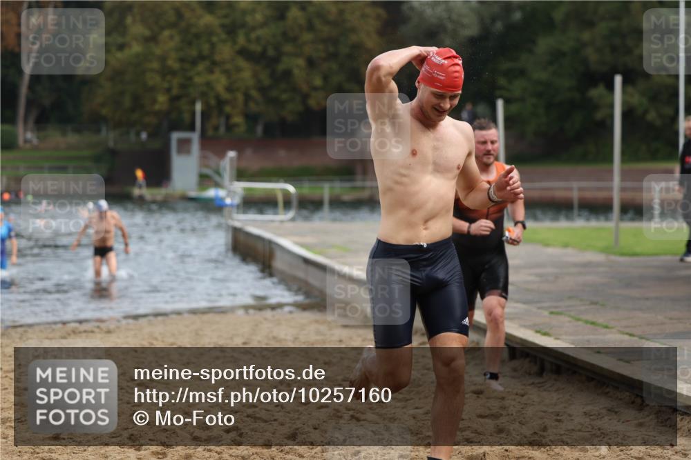 13.09.2026 - Stadtparktriathlon Mo-Foto http://msf.ph/oto/10257160 13.09.2026 10:54:33 Schwimmen 618, 663, 694, 703 meine-sportfotos.de