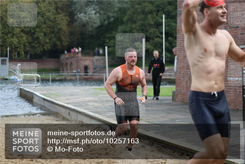 13.09.2026 - Stadtparktriathlon Mo-Foto http://msf.ph/oto/10257163 13.09.2026 10:54:34 Schwimmen 618, 663, 694, 703 meine-sportfotos.de